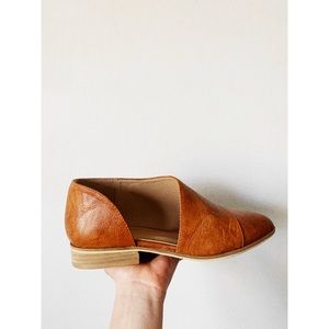 Catherine Malandrino Cognac Bootie Flats